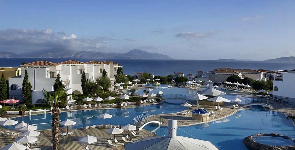 Atlantica Marmari Palace