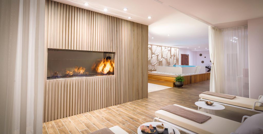 Akoya Hotel & Spa 5* con escursioni