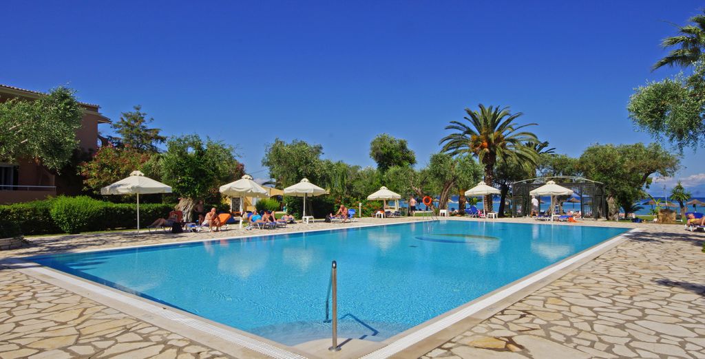 Hotel Delfinia 4*