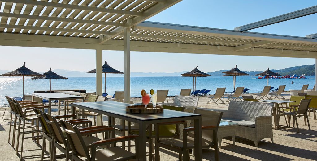 Hotel Delfinia 4*