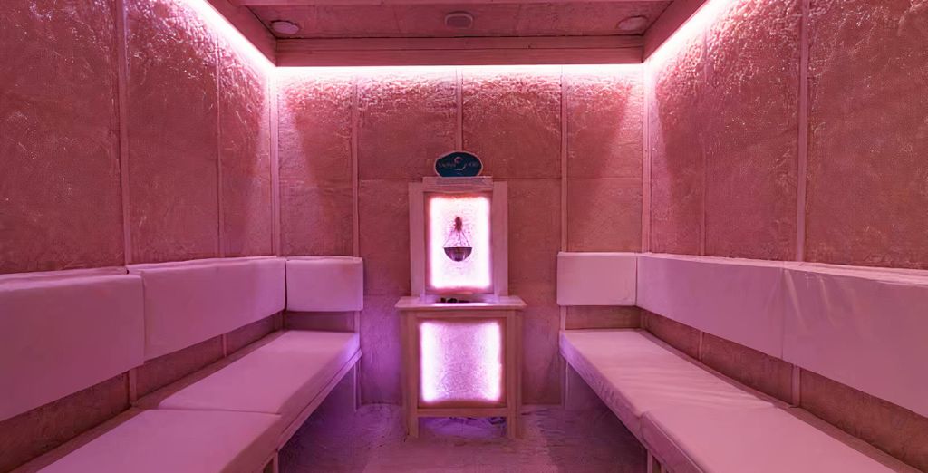 Hotel Portici Romantik & Wellness 4*