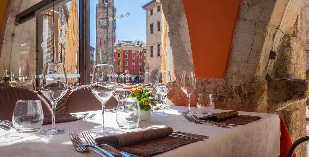 Hotel Portici Romantik & Wellness 4*