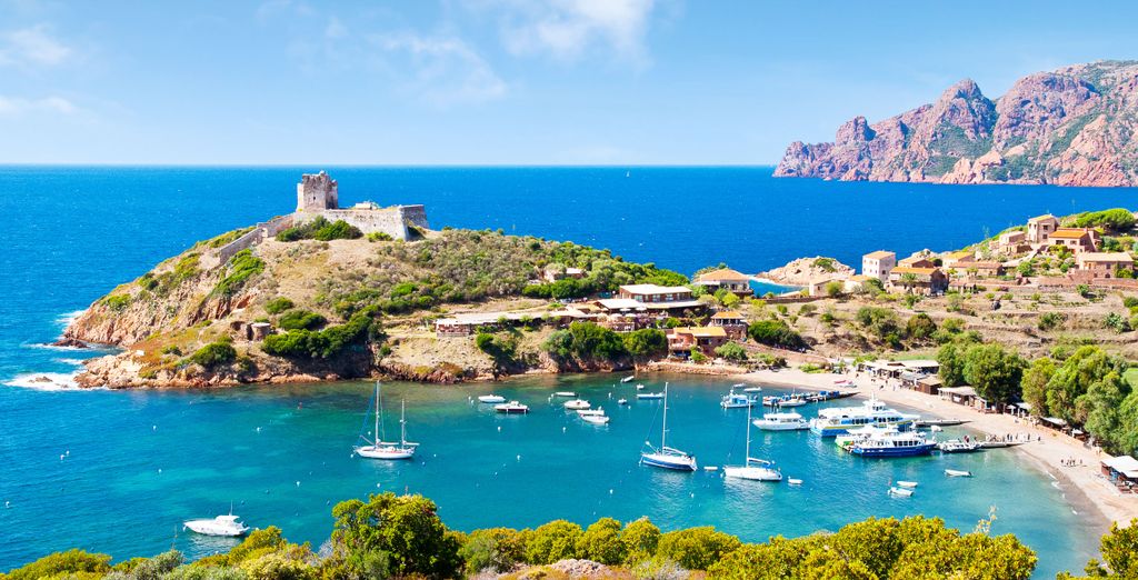 Avventura e divertimento tra movida e splendidi panorami 