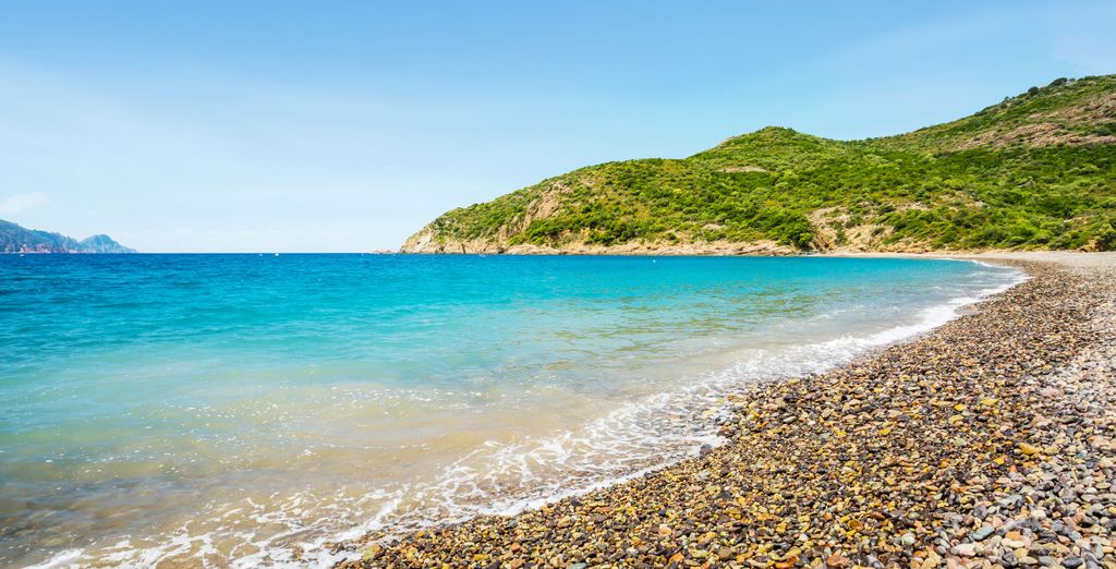 Hotel Pietracap 4* con volo o Sardinia ferries