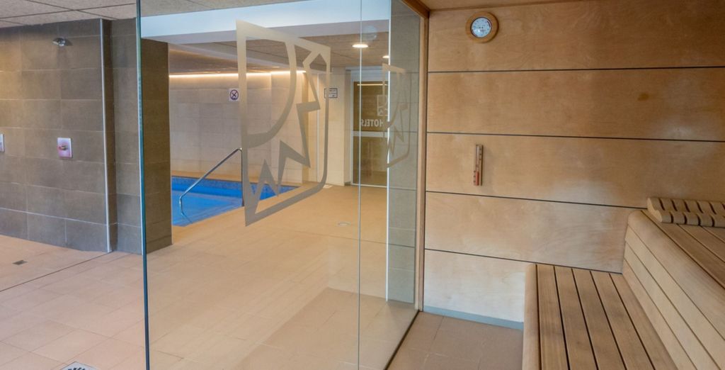 Golden Donaire Beach Hotel