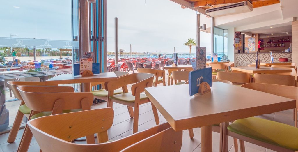 Golden Donaire Beach Hotel