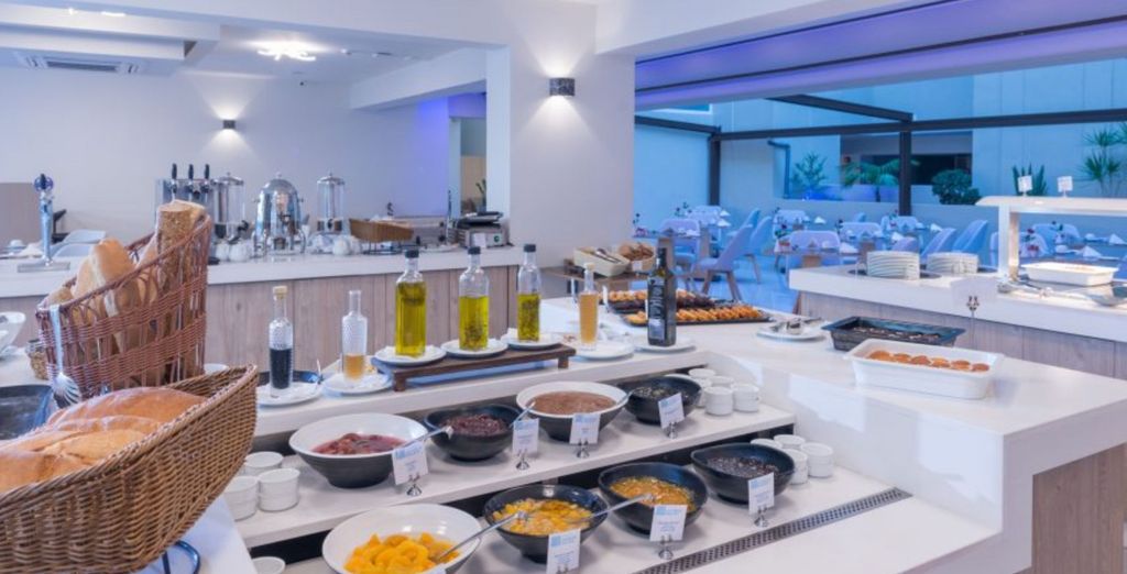 CHC Imperial Palace 4* - Adults Only