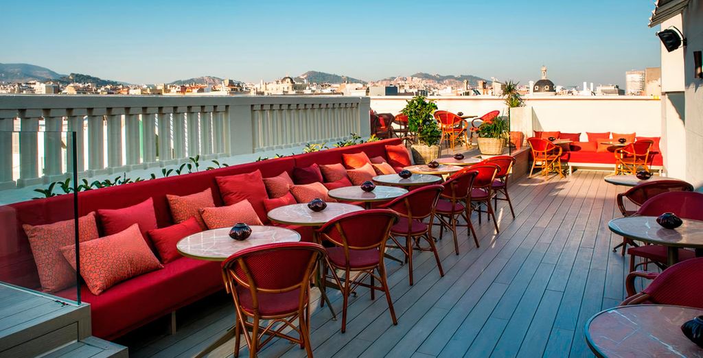 Hotel Vincci Mae 4*