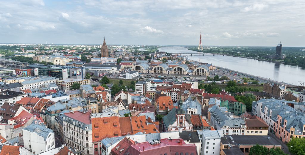 Descubre Vilnius y Riga