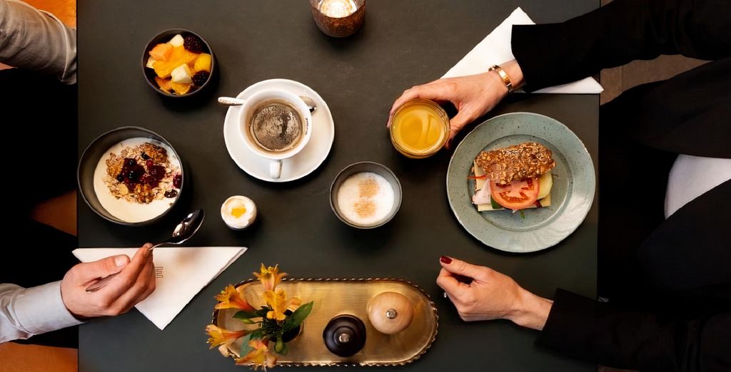 Elite Eden Park Hotel 4*