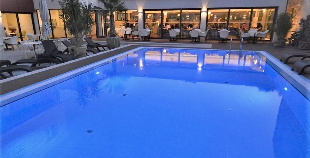 HOTEL BOROVNIK 4*