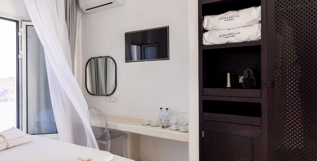 Rocabella Santorini 4*