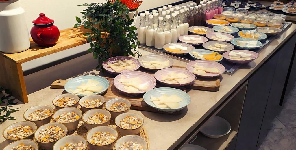 Hotel Bécquer 4*