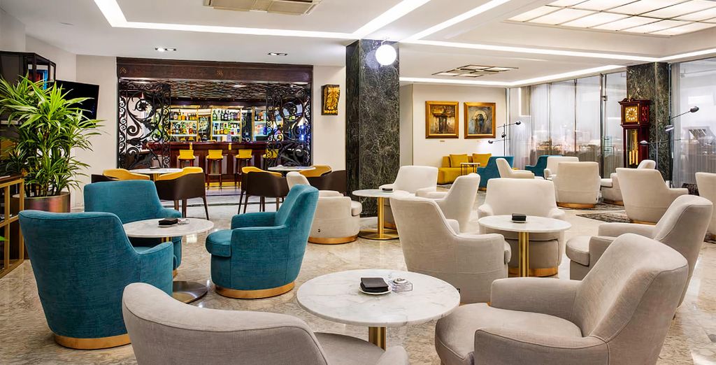 Hotel Bécquer 4*