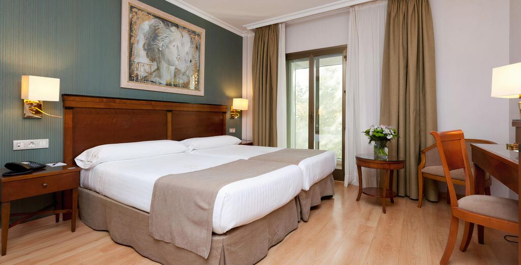 Hotel Bécquer 4*