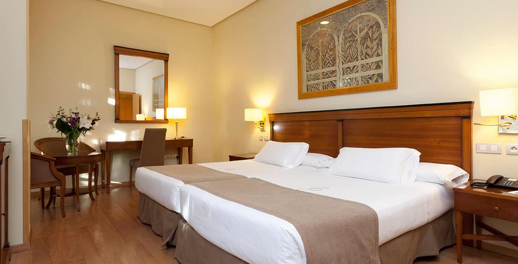 Hotel Bécquer 4*
