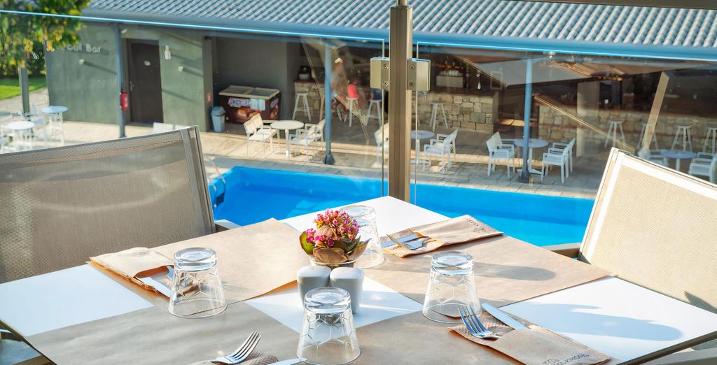 HOTEL KRIOPIGI 4*
