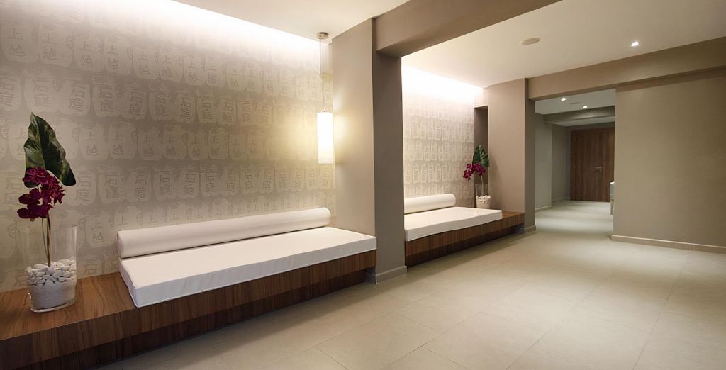 Hotel Java 4*