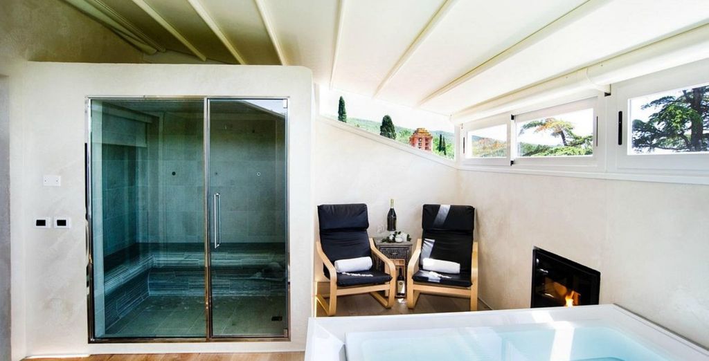 Villa La Grotta 4*