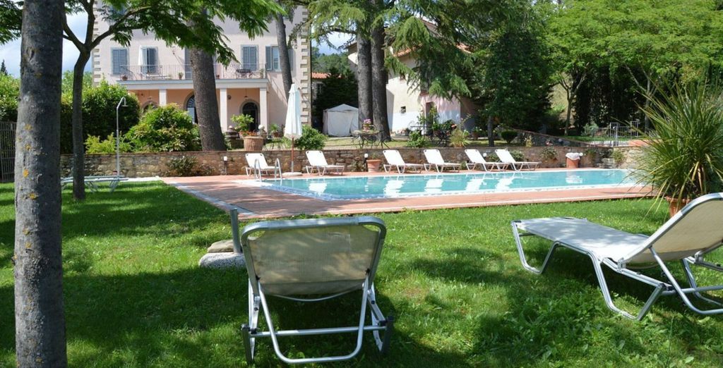 Villa La Grotta 4*