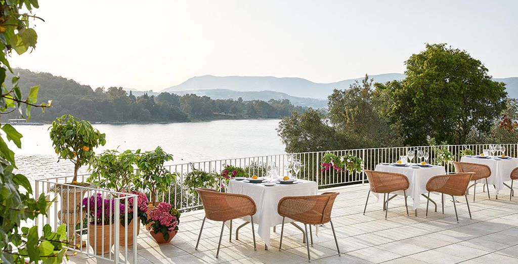 Grecotel Eva Palace 5*