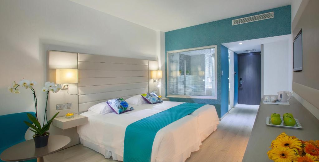 King Evelthon Beach Hotel & Resort 5*