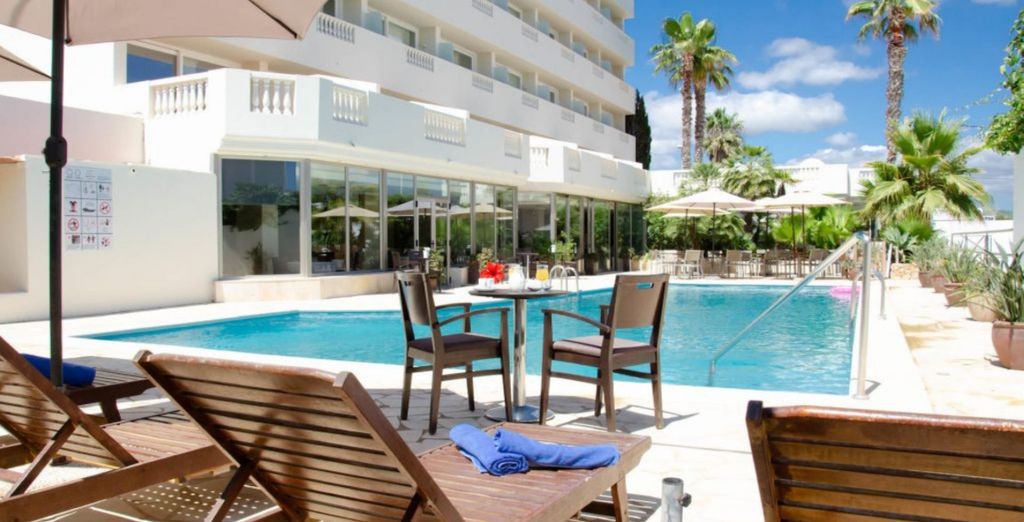 Hotel Paraiso Beach Ibiza 4*