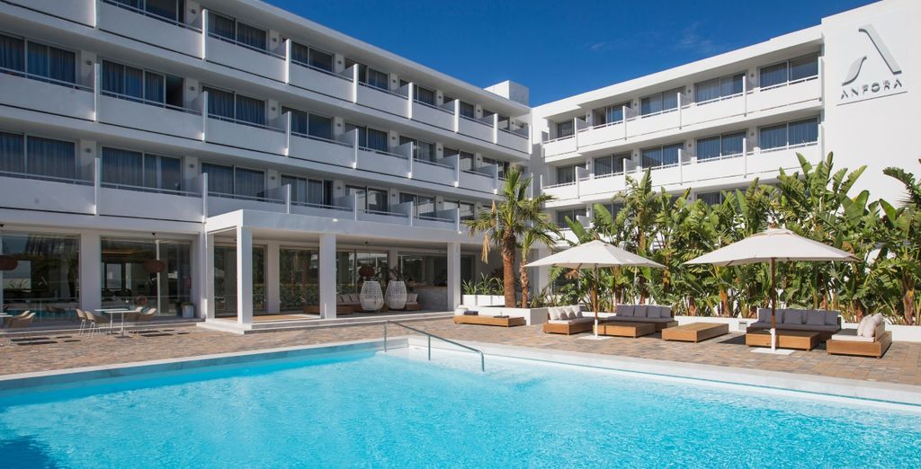 Hotel Anfora Ibiza 4*