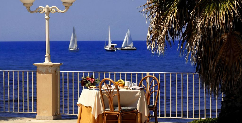 Hotel Dioscuri Bay Palace 4*