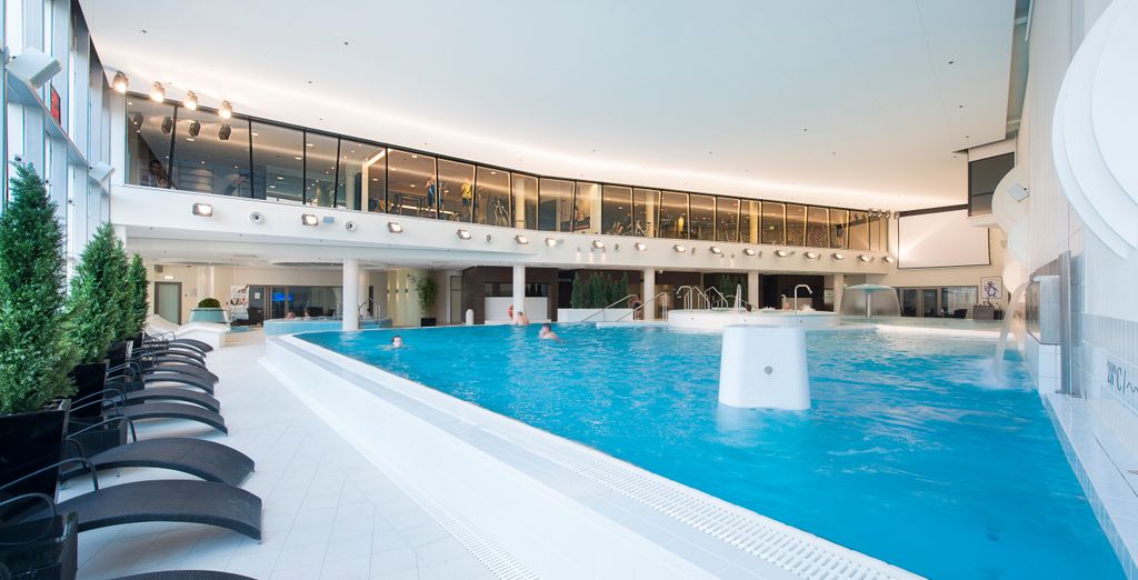 Park Inn by Radisson Meriton Conference & Spa Hotel Tallinn 4*