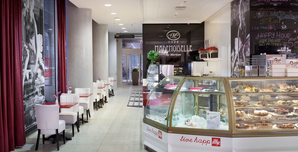 Park Inn by Radisson Meriton Conference & Spa Hotel Tallinn 4*