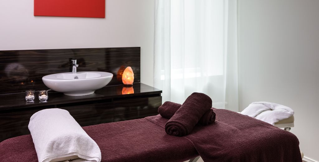 Park Inn by Radisson Meriton Conference & Spa Hotel Tallinn 4*