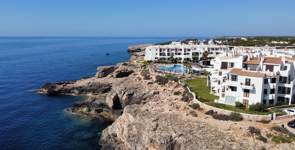 ALUA Suites Las Rocas 4*