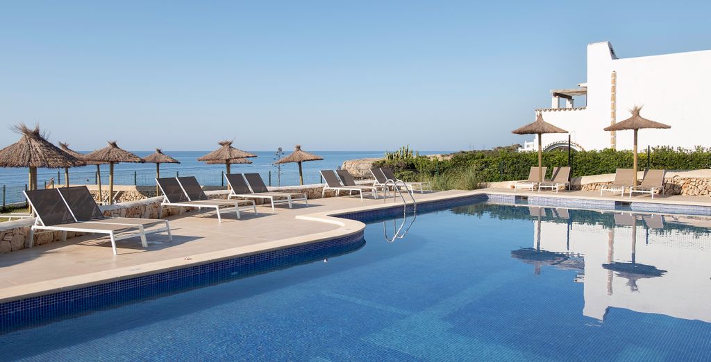 ALUA Suites Las Rocas 4*