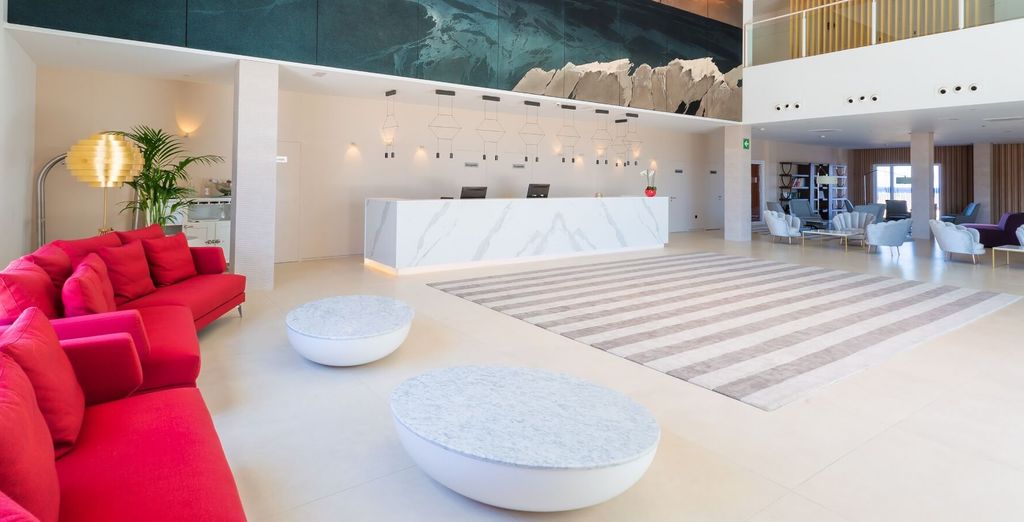 Hotel Lava Beach 5*