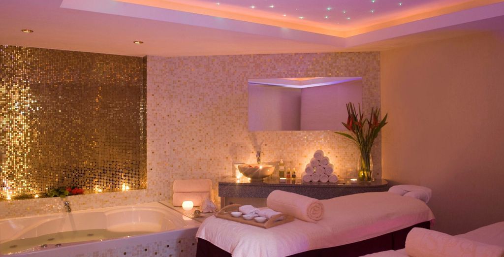 Constantinou Bros Asimina Suites Hotel 5* - Adults only 