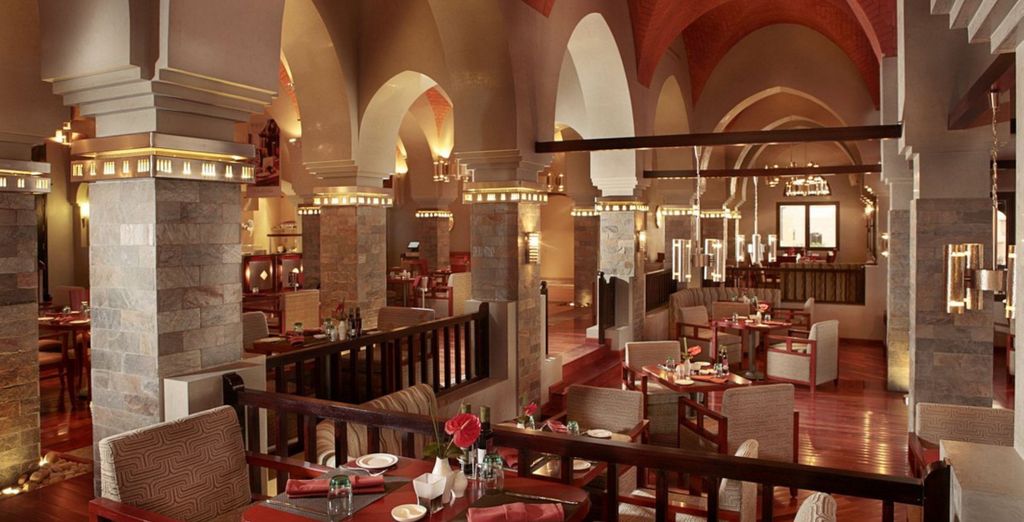 Cove Rotana Resort 5*