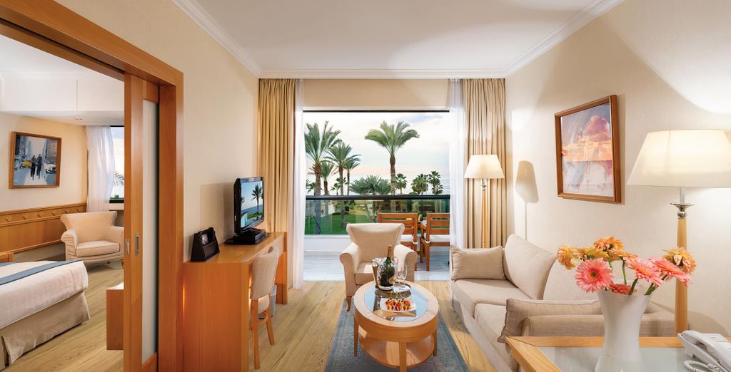 Constantinou Bros Asimina Suites Hotel 5* - Adults only 