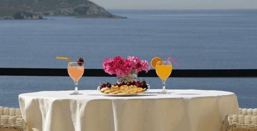 Andros Holiday Hotel