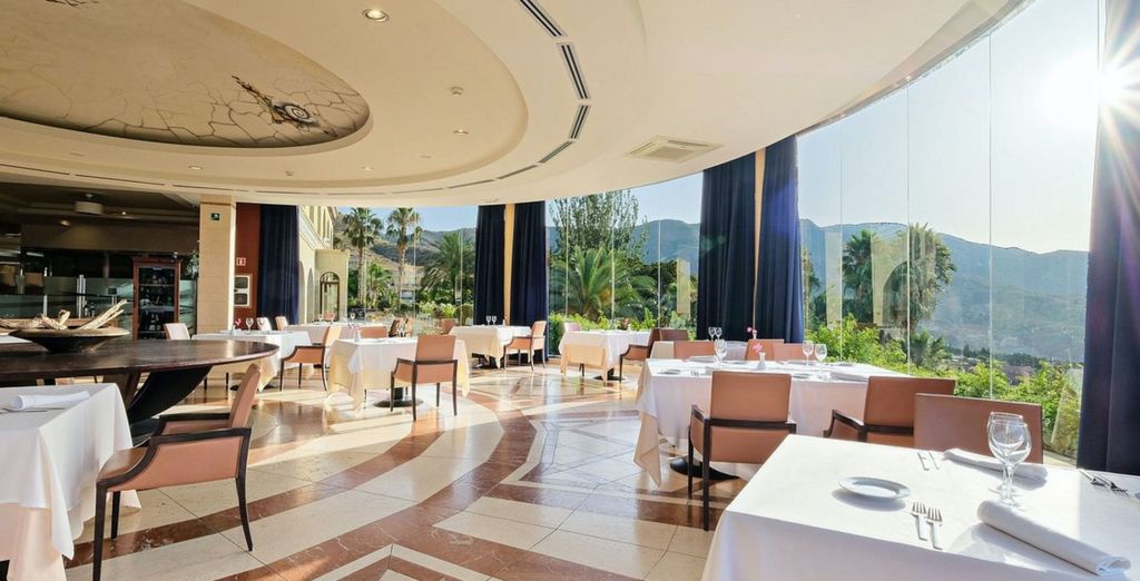 Hotel Envía Almería Wellness & Golf 5*