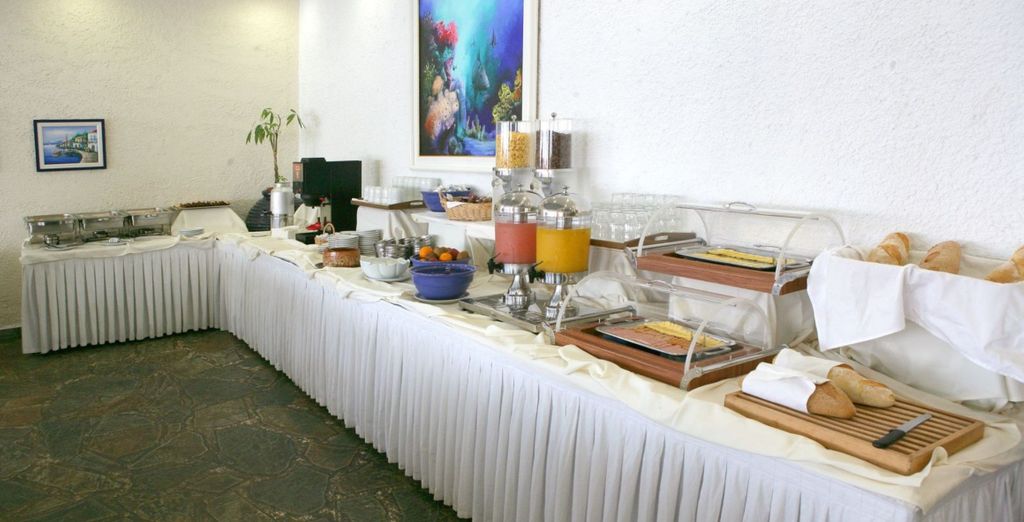 Andros Holiday Hotel