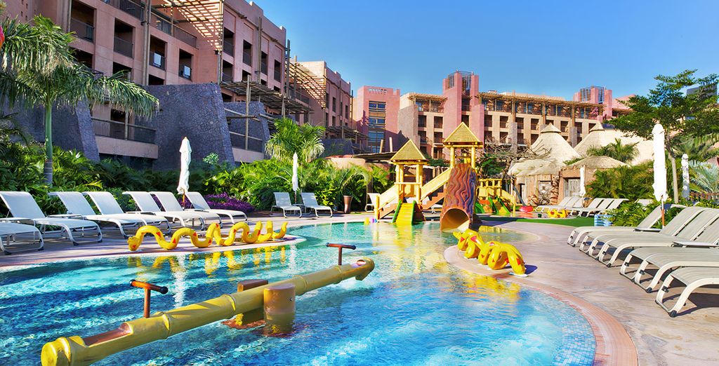 Lopesan Baobab Resort 5*