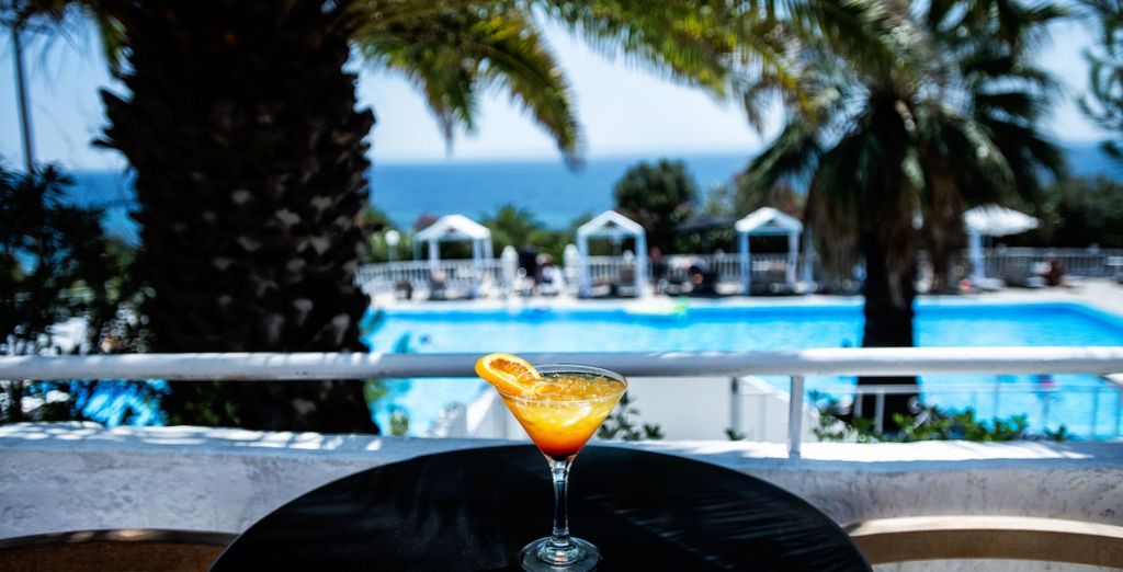 Bianco Olympico Beach Resort 4*
