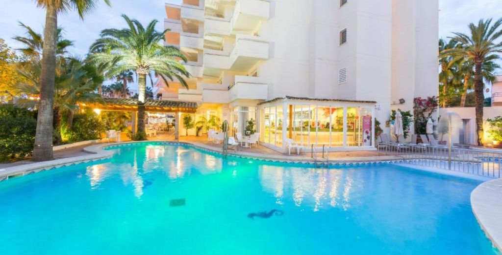 Cooee Aparthotel & Suites Cap de Mar 4*