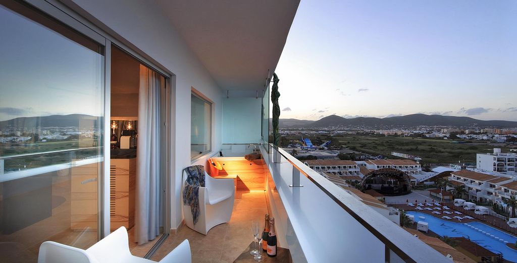 Ushuaia Ibiza Beach Hotel 5* - Adults Only