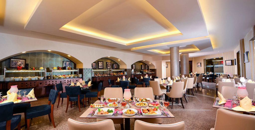 Royal Albatros Moderna Resort by Pickalbatros 5*