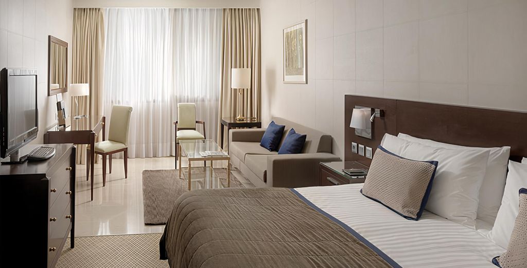Intercontinental Athenaeum 5*