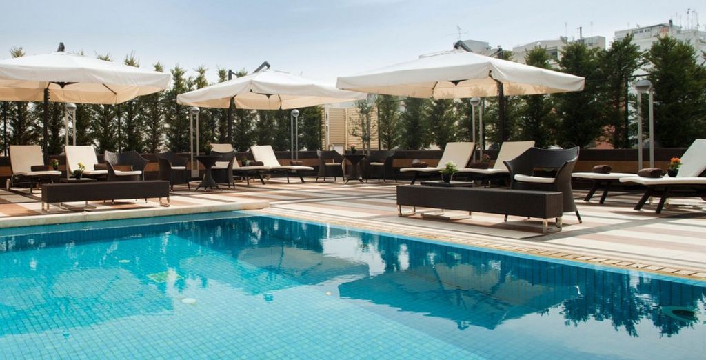 Holiday Suites Athens 4*