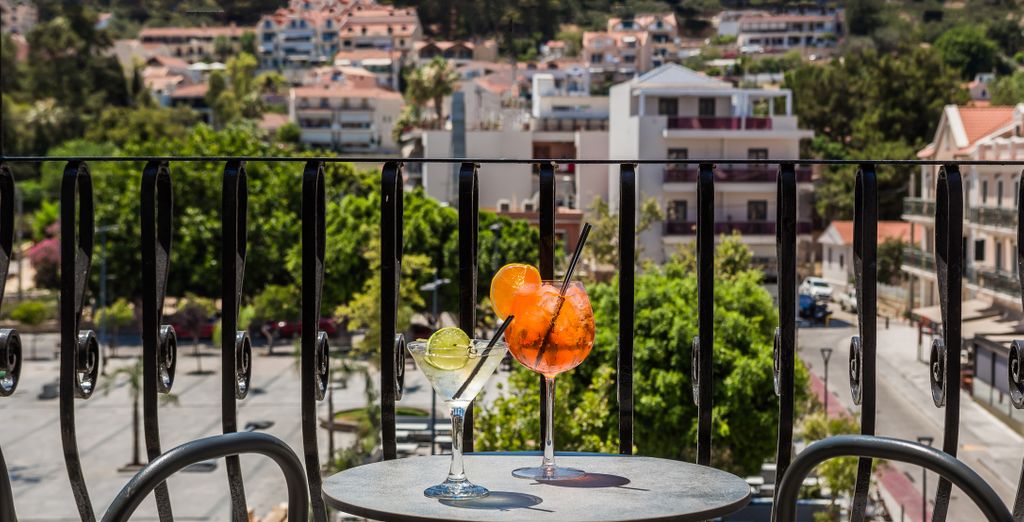 Aenos Hotel 4*