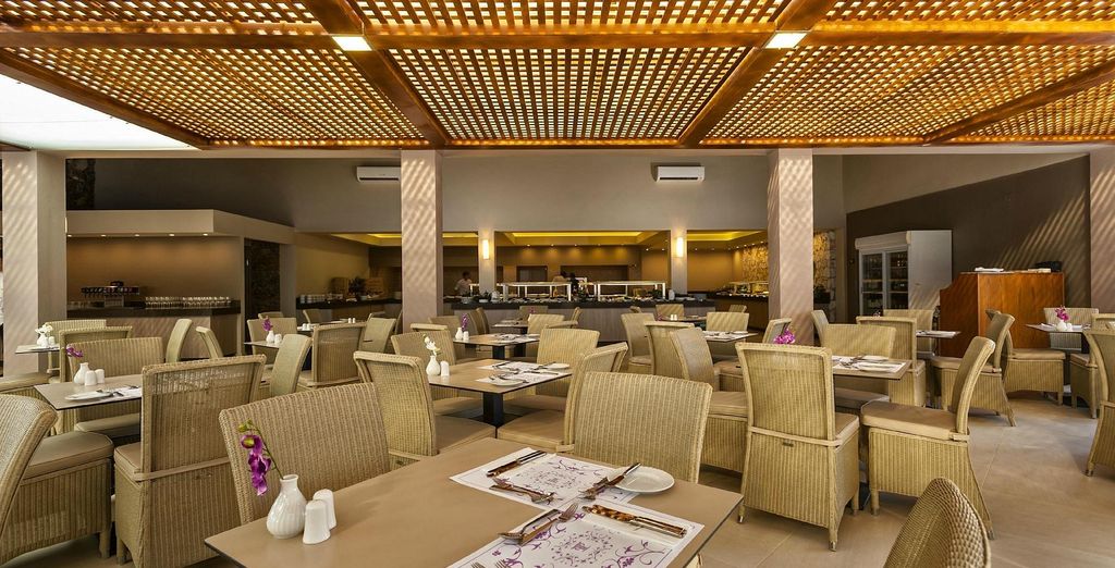 Porto Platanias Village Resort 4*